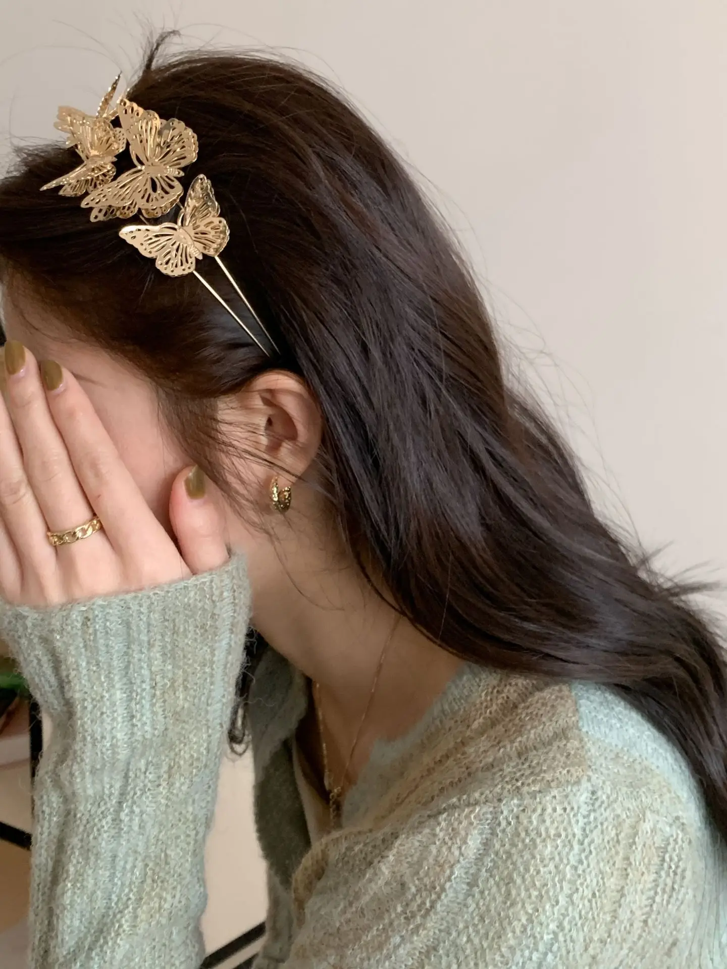 Silver Gold Butterfly Headband for Women 2023 — feature 6