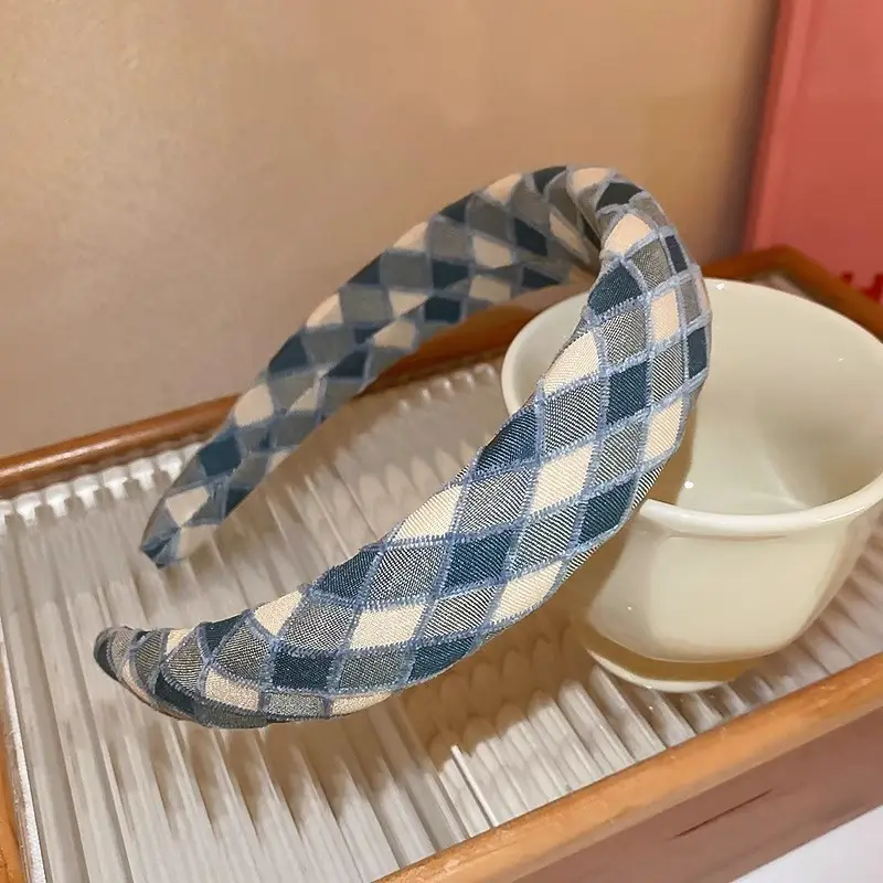 Plaid Headband for Women Cute Hair Accessory — feature 9