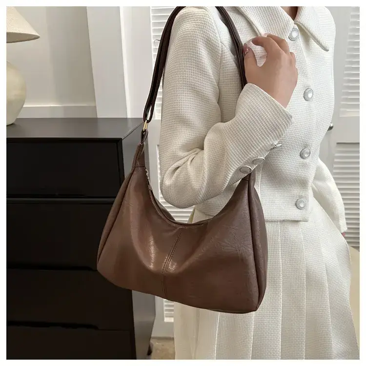 Women Retro Korean Style Shoulder Bag 2024 — feature 10
