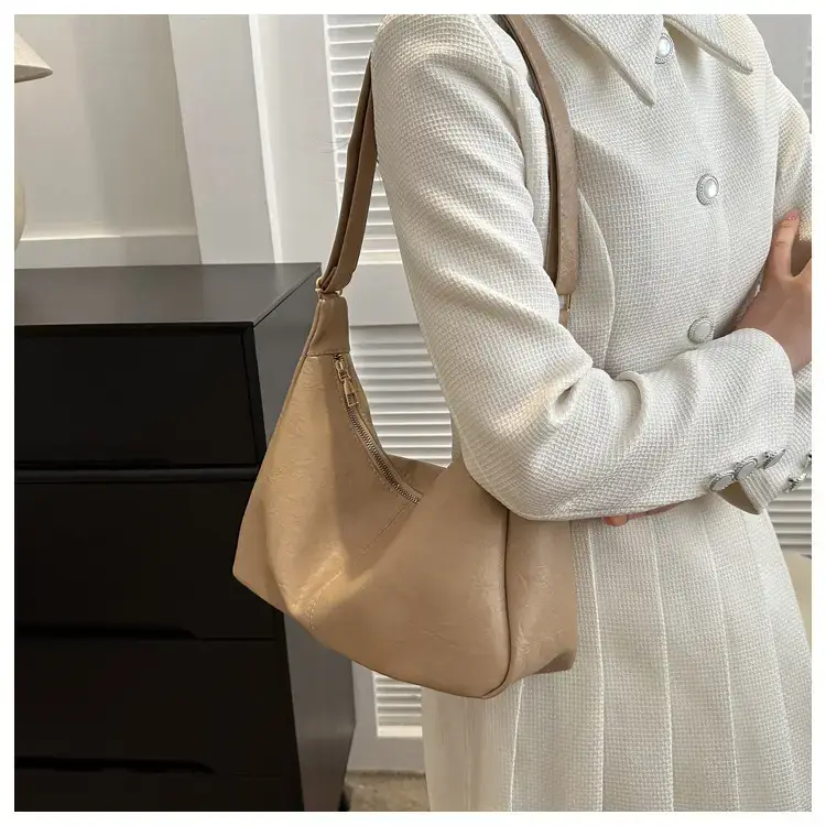 Women Retro Korean Style Shoulder Bag 2024 — feature 11