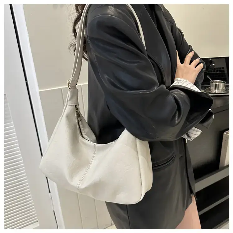 Women Retro Korean Style Shoulder Bag 2024 — feature 18