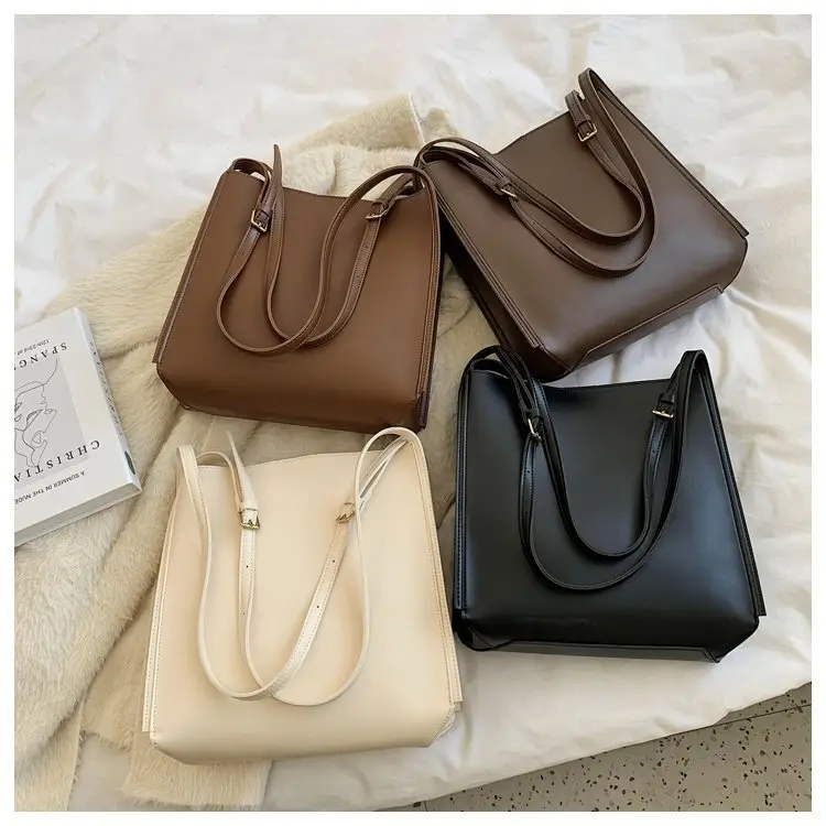 Women's White Retro Shoulder Bag 2023 Summer — feature 24