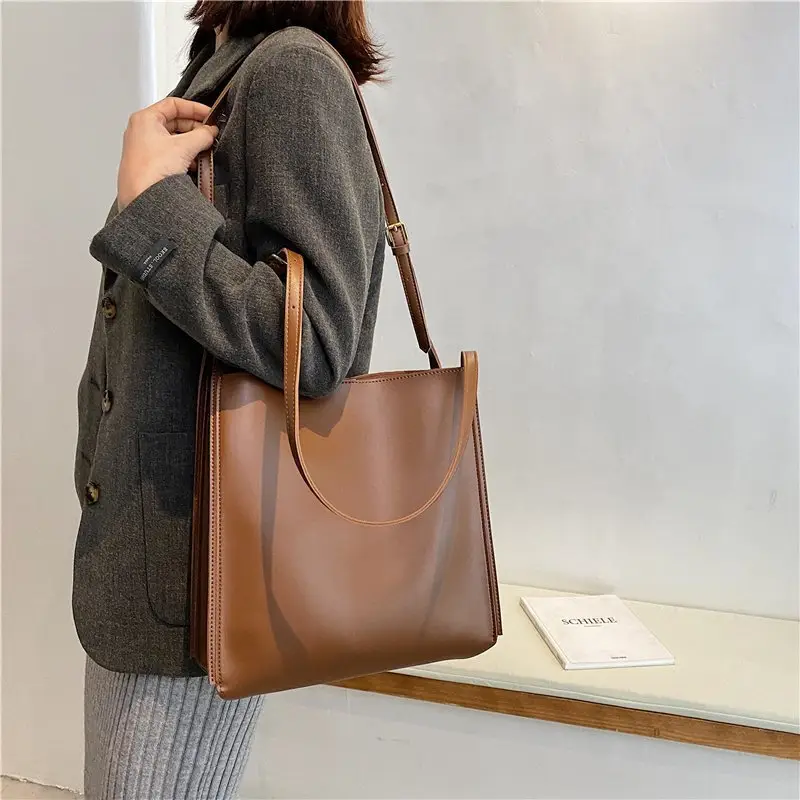Women's White Retro Shoulder Bag 2023 Summer - Image 2