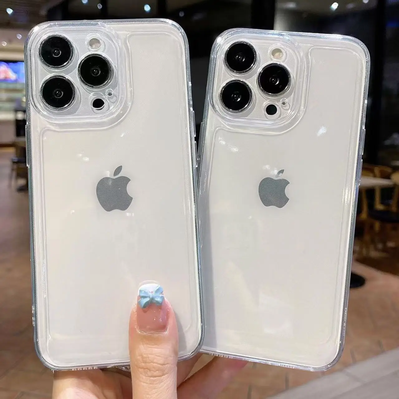 Transparent Phone Case for Apple 16 Pro Max with Anti-Drop Protection — feature 2