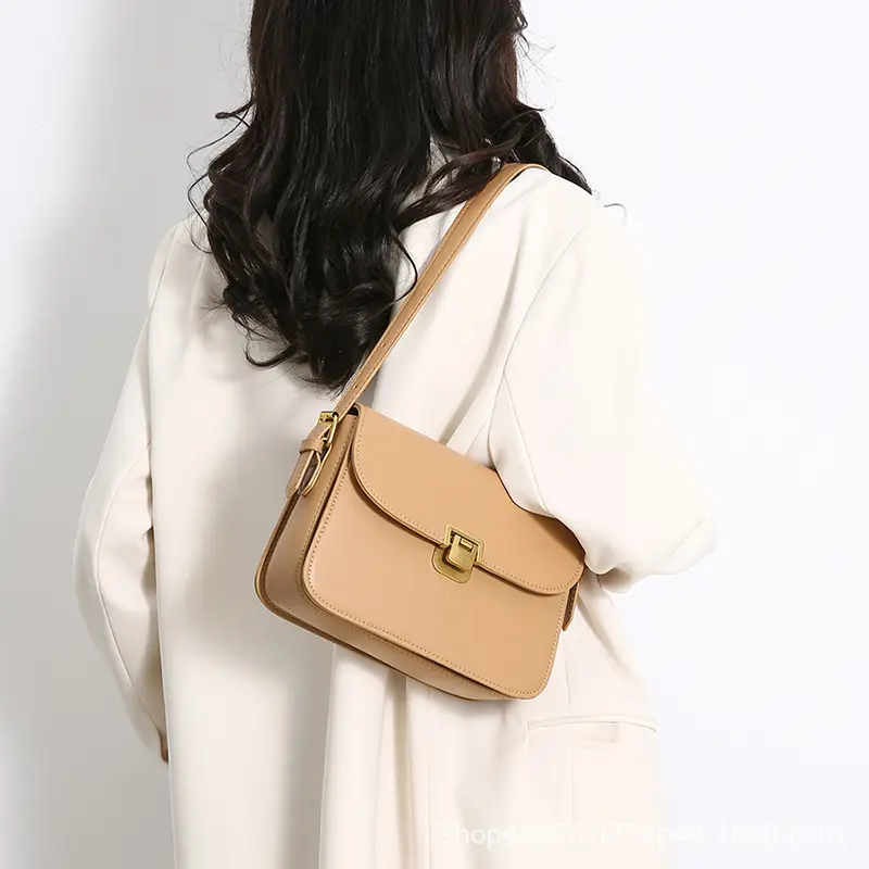 White Women's Western Style Lock Shoulder Bag 2023 - Image 7