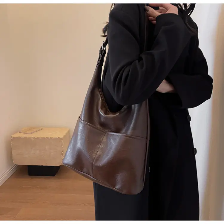 Women Large Capacity Brown Tote Bag 2023 — feature 10