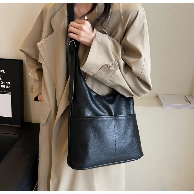 Women Large Capacity Brown Tote Bag 2023 — feature 17