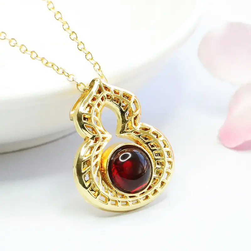 Guan Yu Pendant Necklace with Natural Amber Blood Gourd Design - Image 4