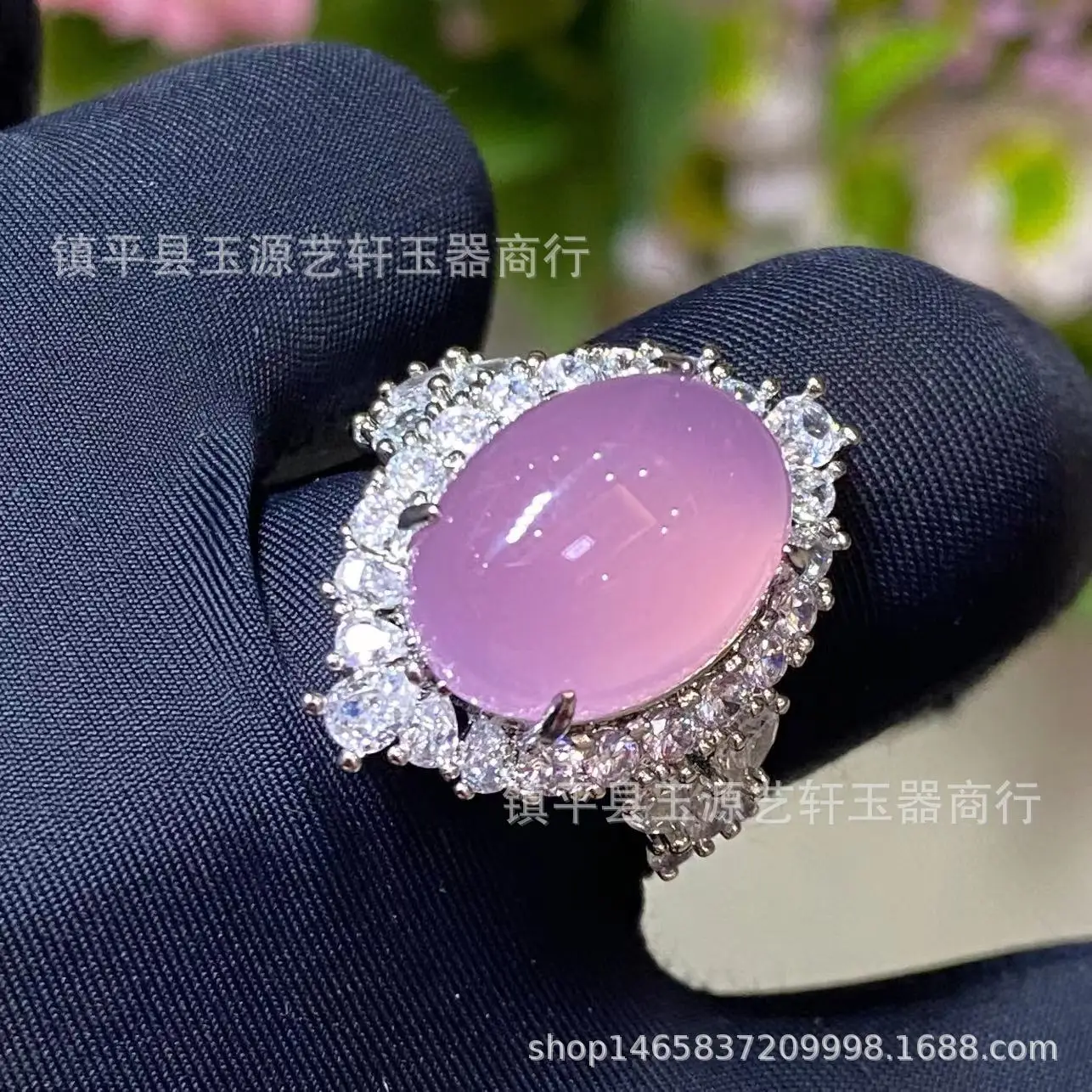 Natural Ice Brazil Big Pigeon Egg Green Chalcedony Ring — feature 5