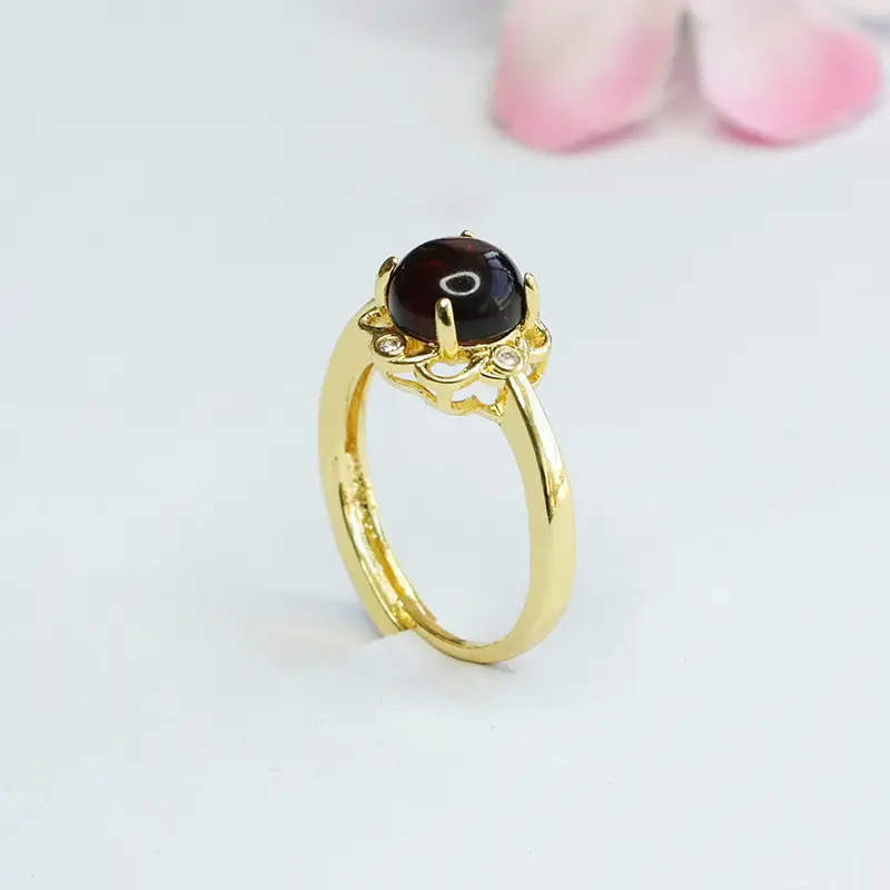 Guan Yu Natural Amber Ring Blood Amber Petal Vintage Style — feature 9
