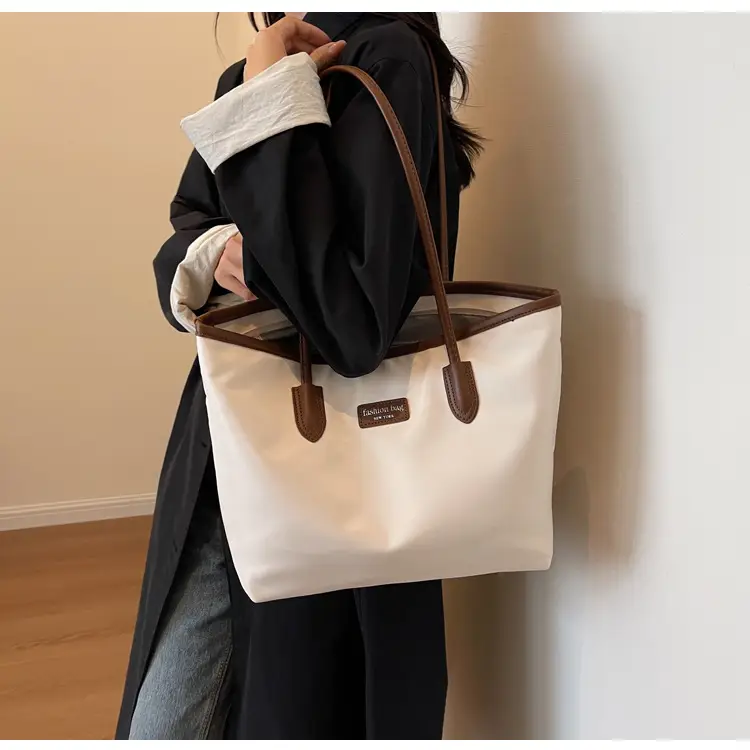 Black Leather Shoulder Bag for Women 2023 — feature 12