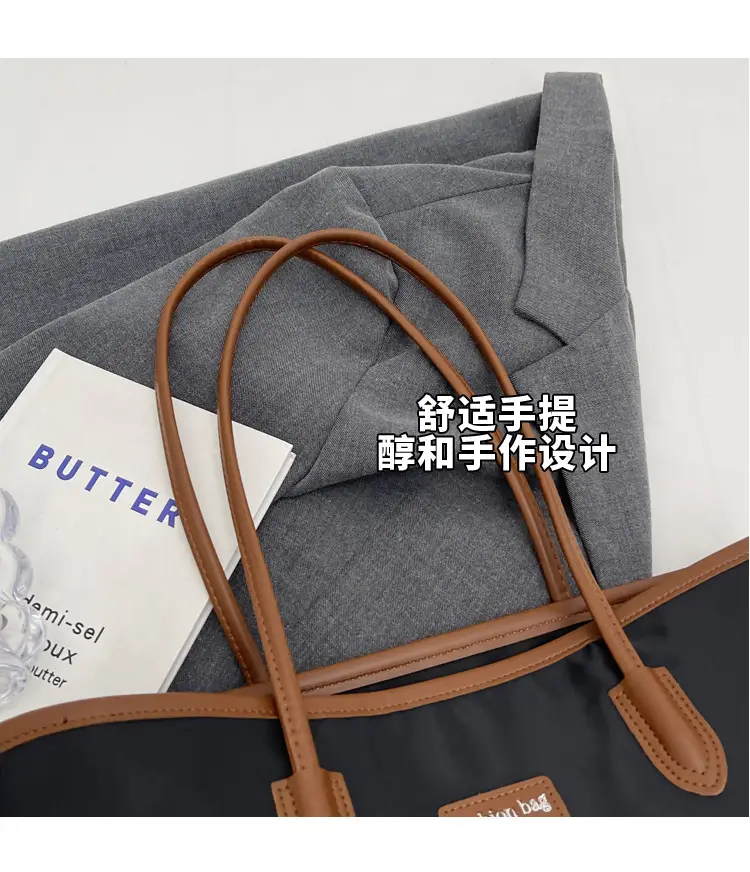 Black Leather Shoulder Bag for Women 2023 — feature 5