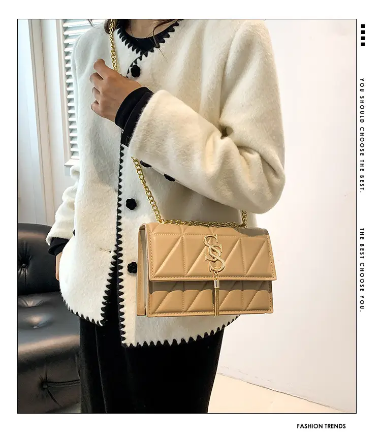 Women's Cream Chain Shoulder Bag with Logo — feature 1