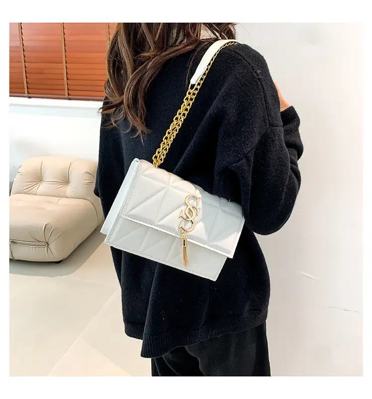 Women's Cream Chain Shoulder Bag with Logo — feature 18