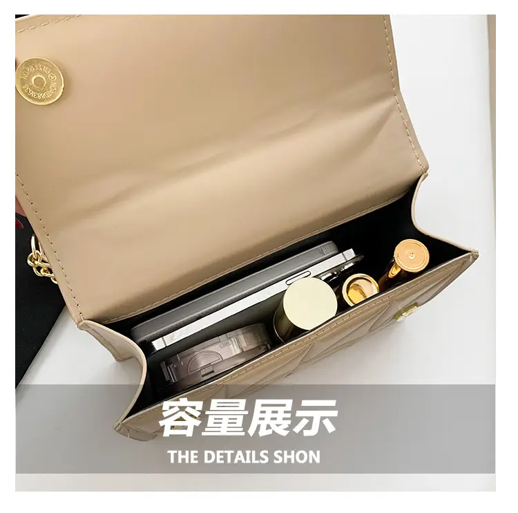 Women's Cream Chain Shoulder Bag with Logo — feature 7
