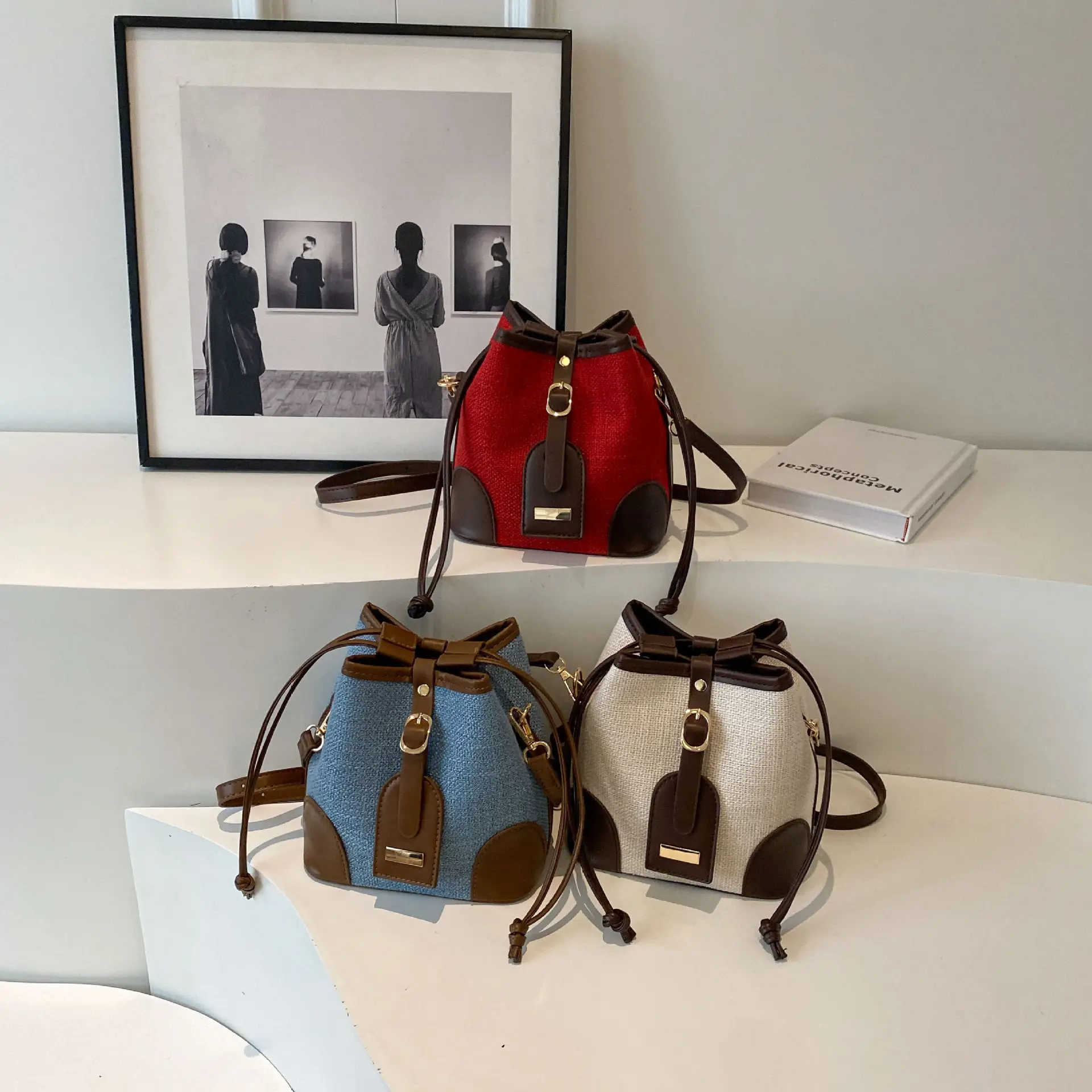 Women's Winter Canvas Shoulder Bag with Brown Accents - Image 4