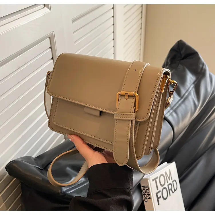 Women's Black Shoulder Messenger Bag 2023 — feature 13