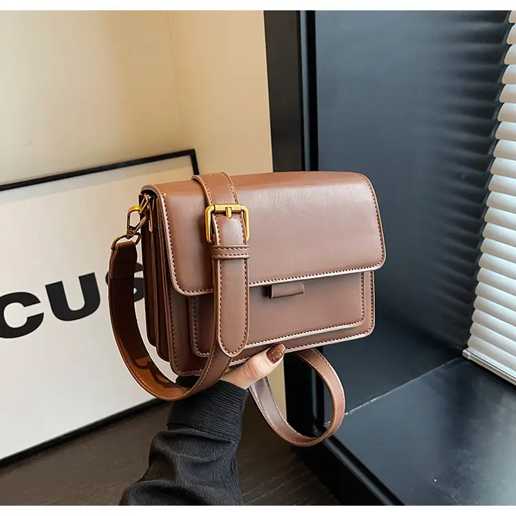 Women's Black Shoulder Messenger Bag 2023 — feature 14