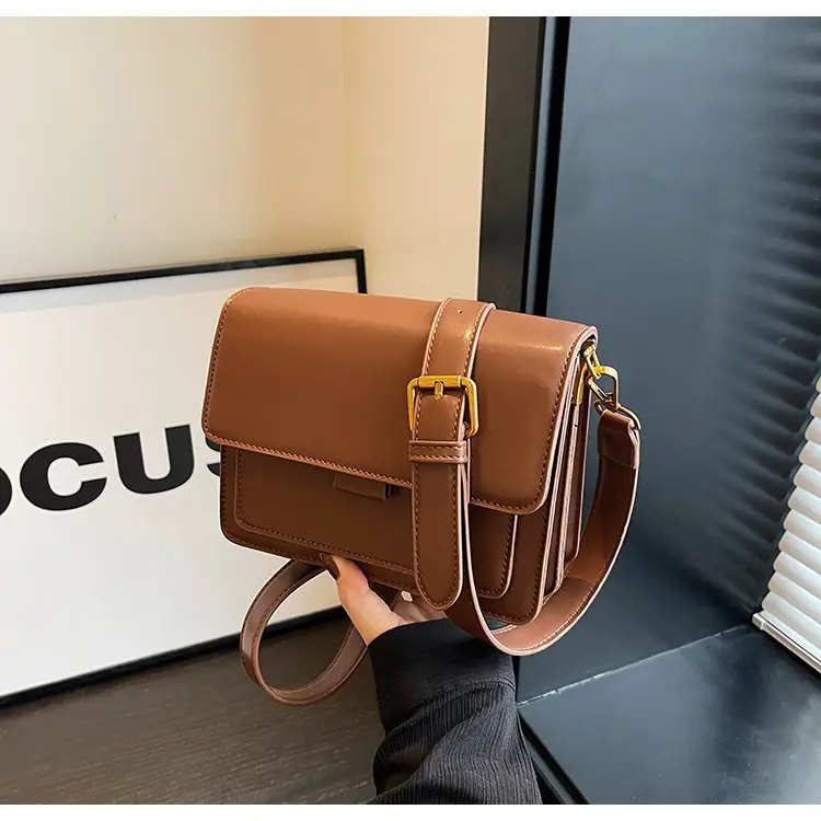 Women's Black Shoulder Messenger Bag 2023 — feature 15