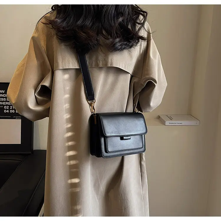 Women's Black Shoulder Messenger Bag 2023 — feature 24