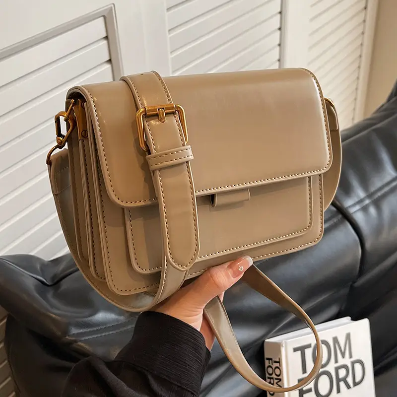 Women's Black Shoulder Messenger Bag 2023 - Image 2