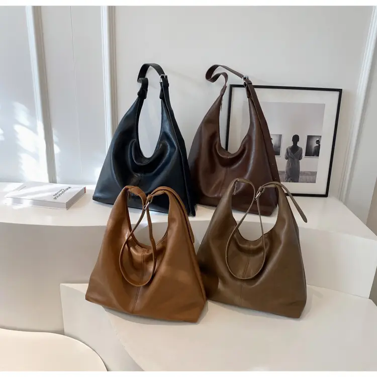 Women's Brown Leather Shoulder Bag & Wallet Set — feature 12