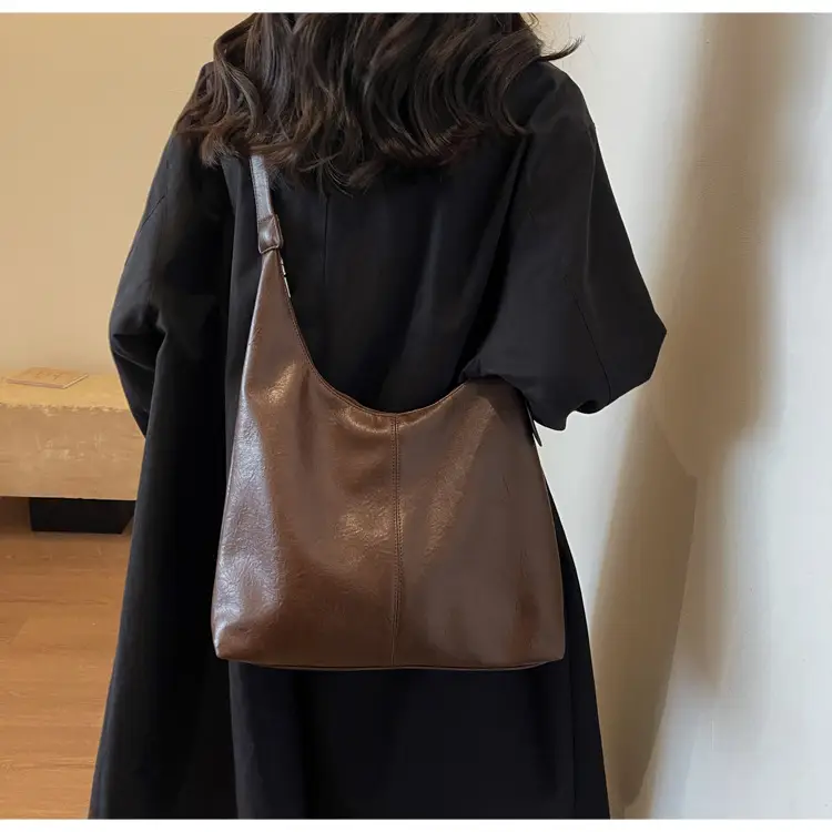 Women's Brown Leather Shoulder Bag & Wallet Set — feature 19