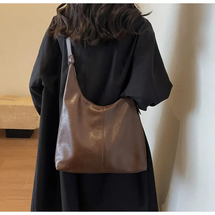 Women's Brown Leather Shoulder Bag & Wallet Set — feature 20