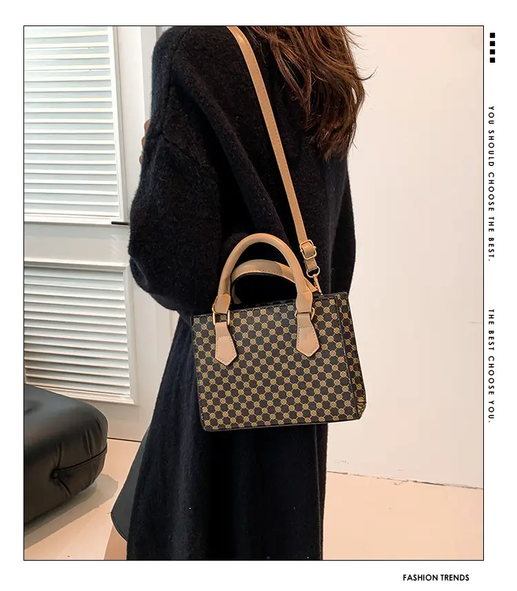 Women's Retro Contrast Crossbody Bag 2023 New Arrival — feature 2