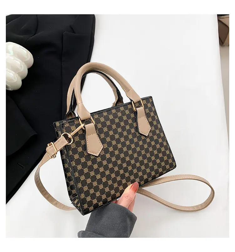 Women's Retro Contrast Crossbody Bag 2023 New Arrival - Image 2