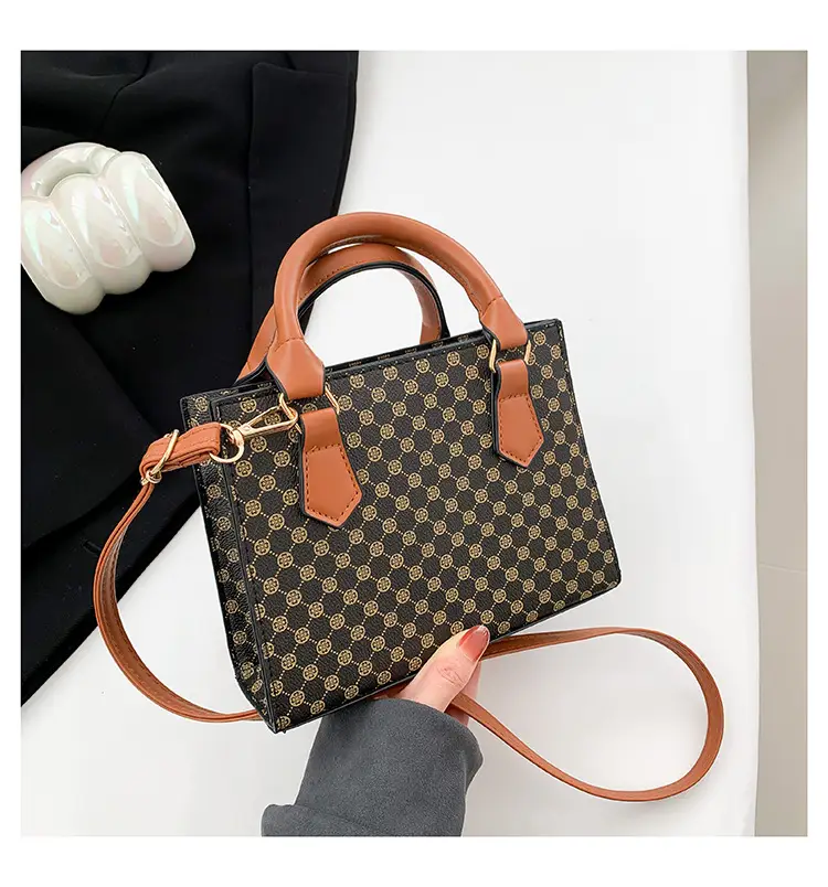 Women's Retro Contrast Crossbody Bag 2023 New Arrival - Image 3