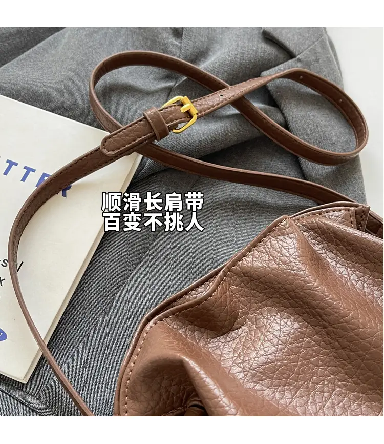 Brown Pleated Shoulder Bag for Women 2023 — feature 4