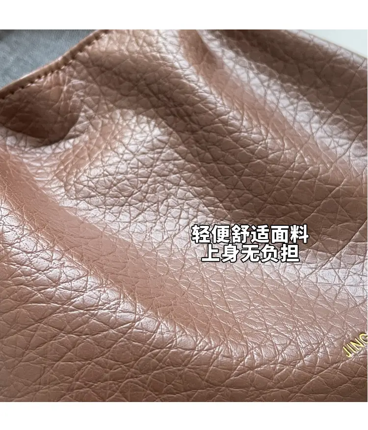 Brown Pleated Shoulder Bag for Women 2023 — feature 5