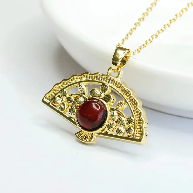 Guan Yu Fan Necklace with Natural Amber Pendant - Image 4