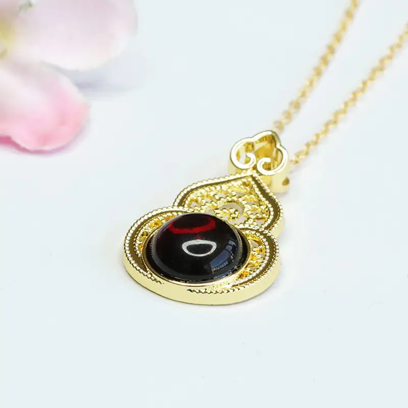 Guan Yu Natural Amber Pendant Blood Amber Gourd Necklace