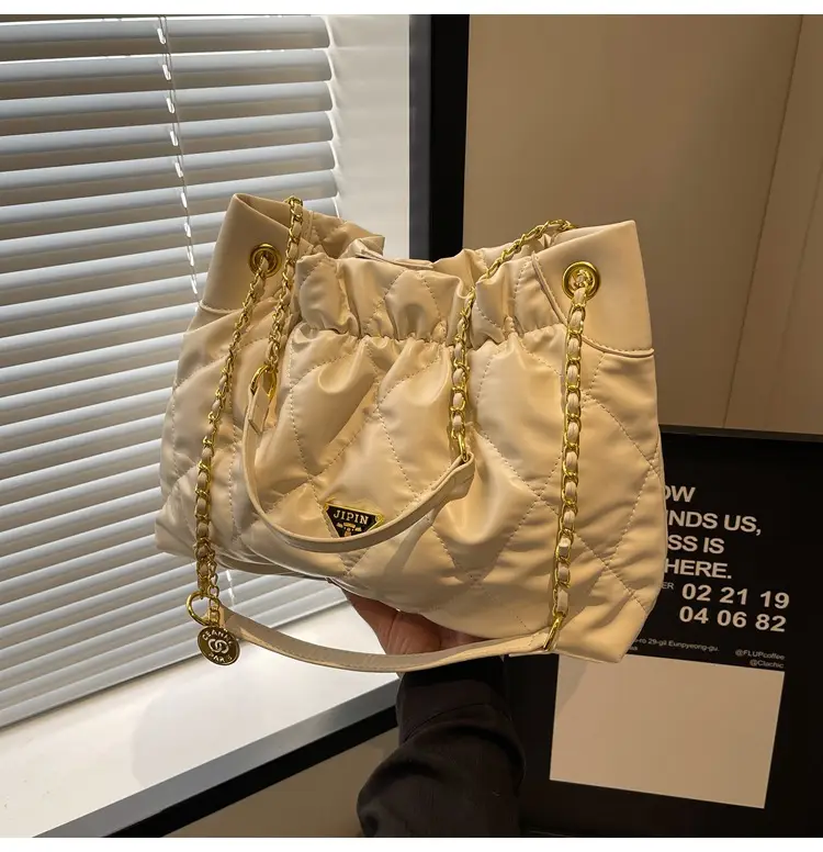 Black Quilted Chain Shoulder Bag for Women 2023 — feature 22