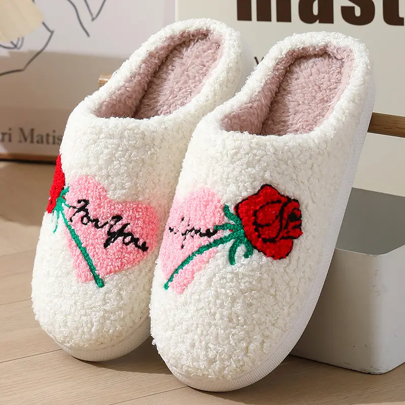 New Cross-Border Winter Christmas Deer Cotton Slippers for Women Wholesale Home Couple Indoor Elk Warm Slippers Winter Women