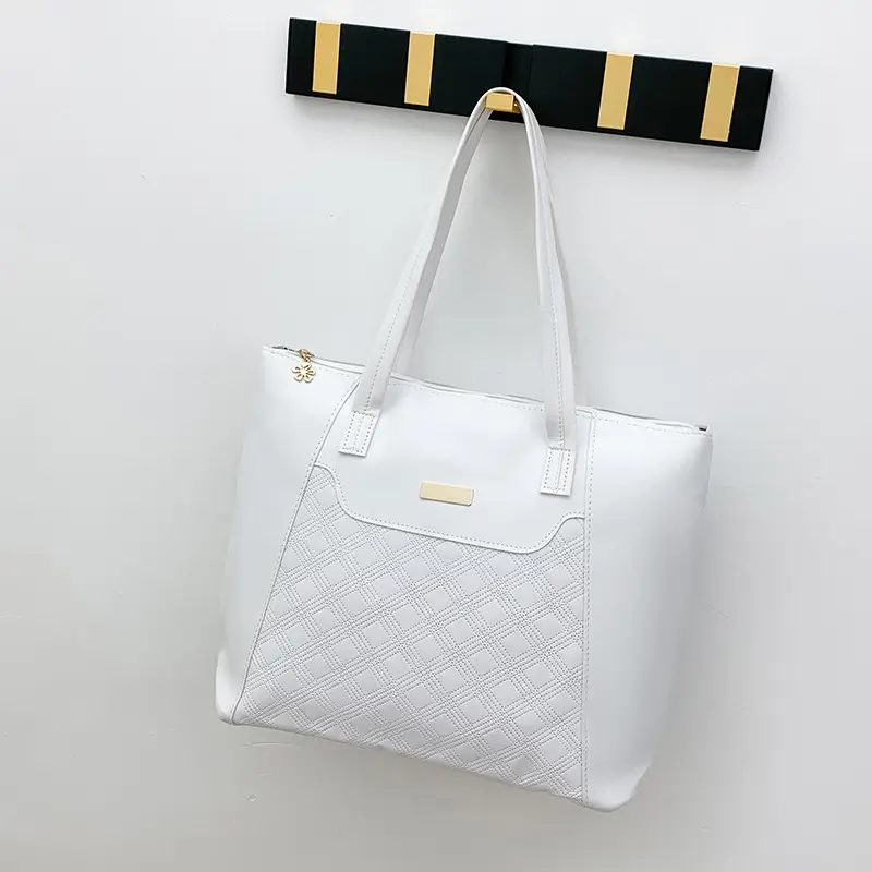 Red Diamond Embossed Tote Bag with Sequins - Image 6