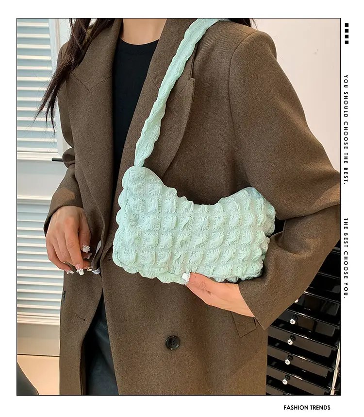 Cloud Puff Bag Girl Fashion Pleated Shoulder Bag — feature 1