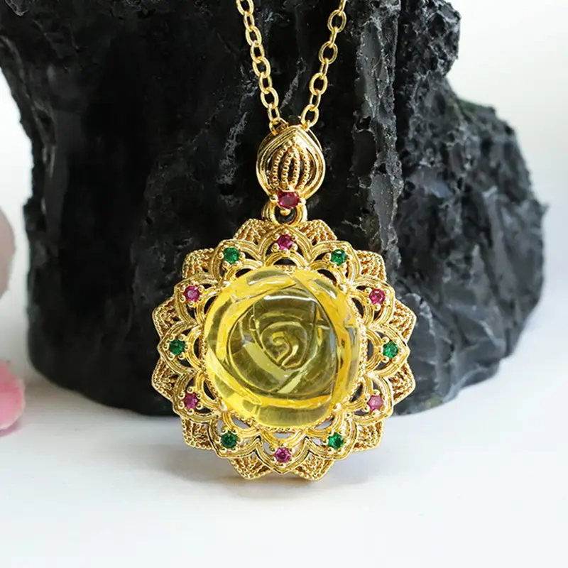 Golden Sunflower Pendant Necklace with Natural Amber Accents — feature 7