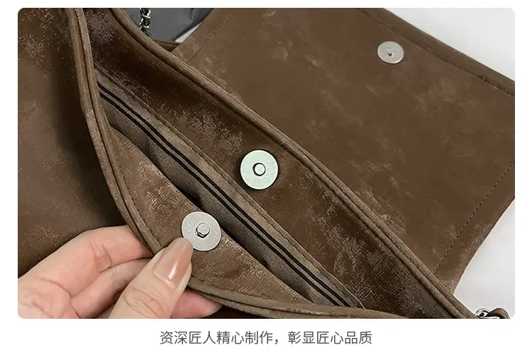 Black Matte Chain Shoulder Tote Bag for Women — feature 16