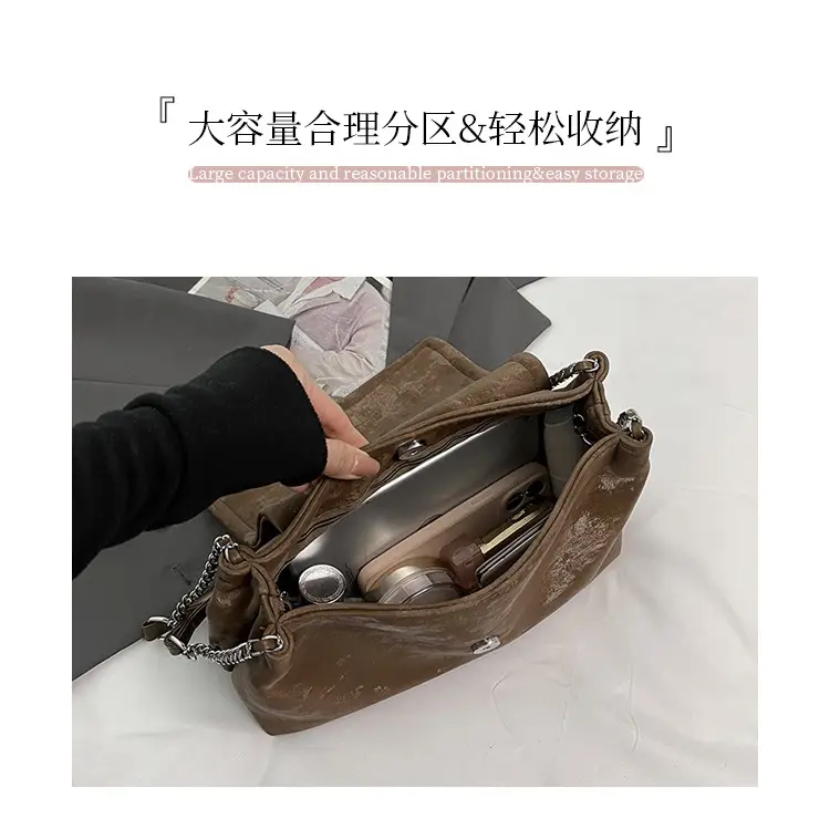 Black Matte Chain Shoulder Tote Bag for Women — feature 17
