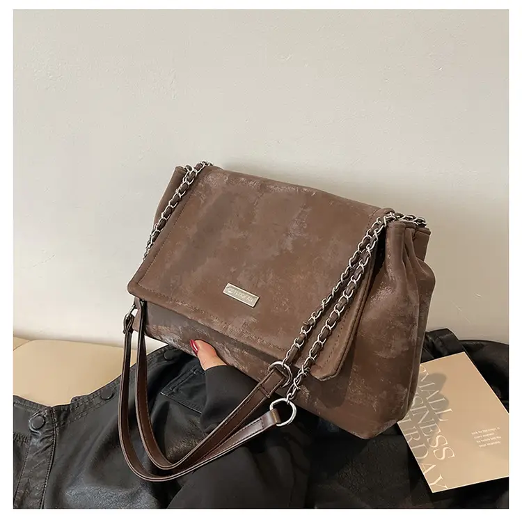 Black Matte Chain Shoulder Tote Bag for Women — feature 22