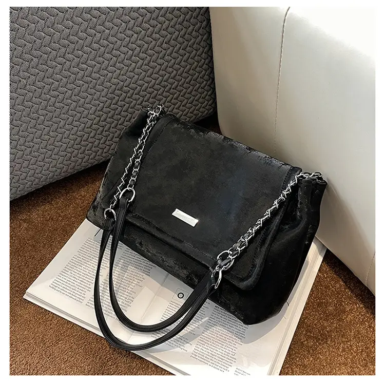 Black Matte Chain Shoulder Tote Bag for Women — feature 24