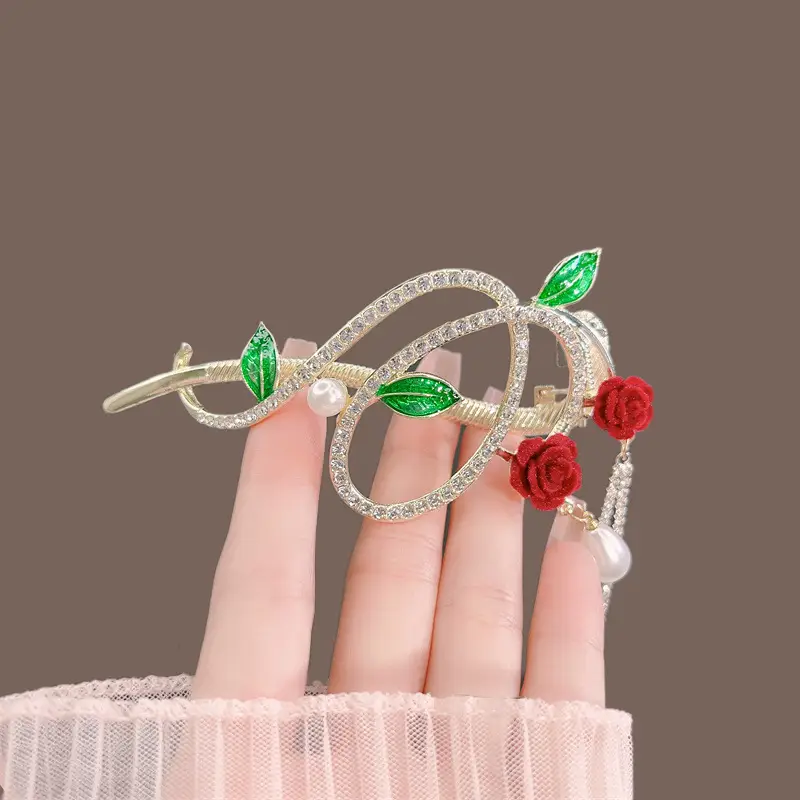 2024 Celebrity Gold Braided Hair Clip Buckle - Image 27