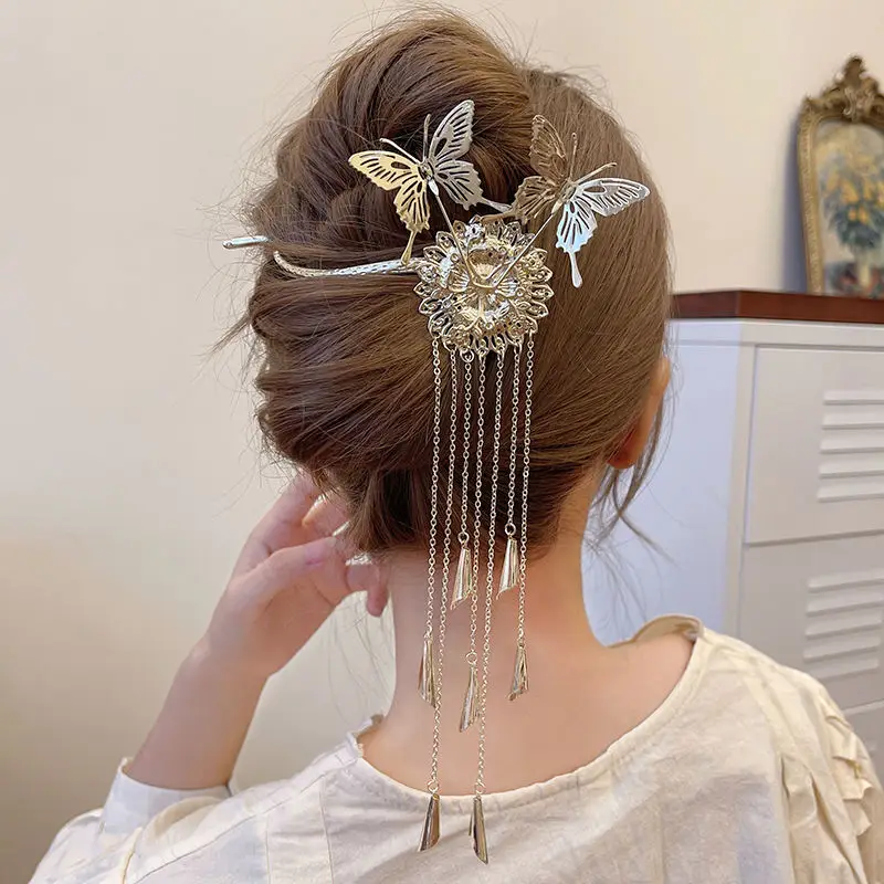 2024 Celebrity Gold Braided Hair Clip Buckle - Image 21