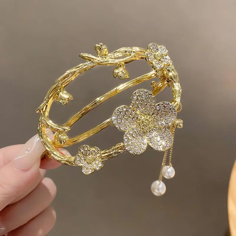 2024 Celebrity Gold Braided Hair Clip Buckle - Image 7