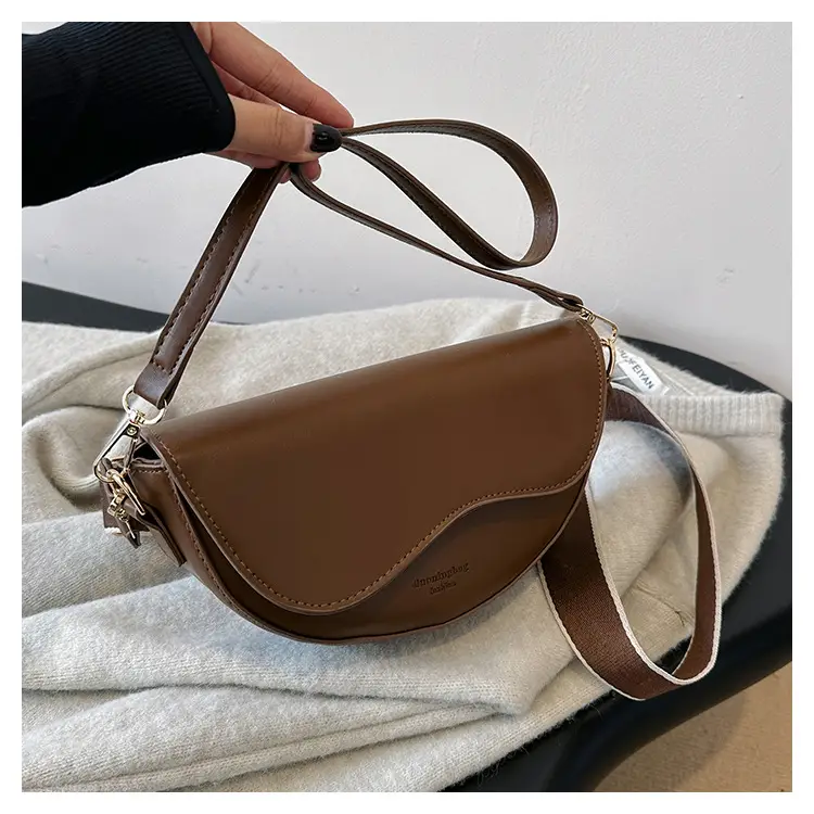 Black Textured Crossbody Bag for Women Winter Casual — feature 21