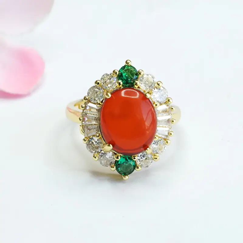 Guan Yu Natural Amber Claw Setting Ring for Women — feature 4