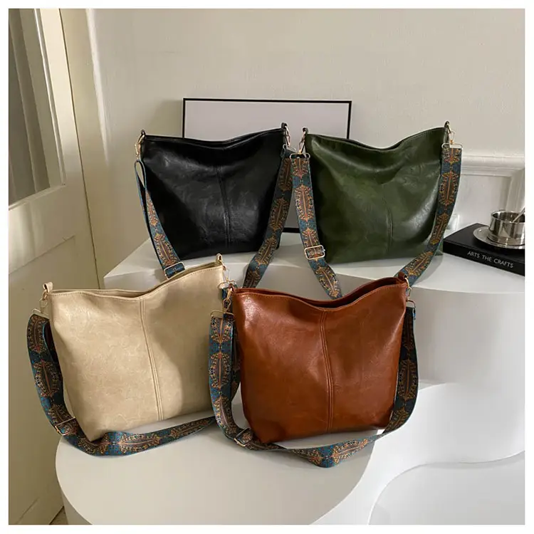 Retro Brown Leather Shoulder Bag for Women 2024 Winter — feature 23